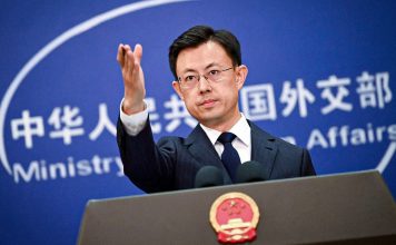 China desafía a EEUU y rechaza presión del G20 por su superávit comercial Portavoz del Gobierno chino durante una conferencia de prensa en Pekín.