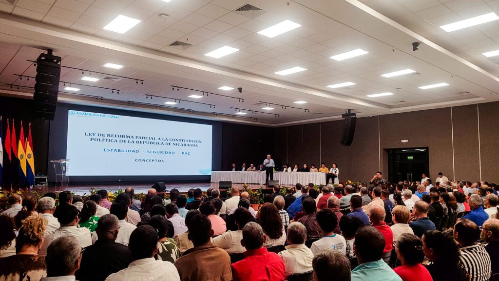 Religiosos participan en consulta sobre reforma constitucional de Nicaragua