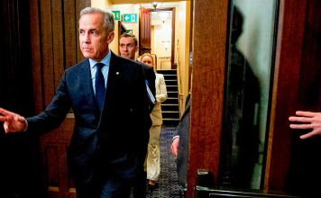 Canadá busca acercarse a Europa tras enemistarse con Donald Trump El primer ministro de Canadá, Mark Carney, se dirige a una conferencia de prensa en el Parlamento en Ottawa