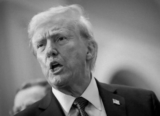 Donald Trump está atrapado en el conflicto con Irán Donald Trump presidente de Estados Unidos.
