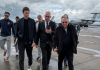 Enviados de Donald Trump llegan a Moscú Steve Witkoff y Jared Kushner, enviados del presidente de Estados Unidos, Donald Trump, llegan al aeropuerto internacional Vnúkovo de Moscú.