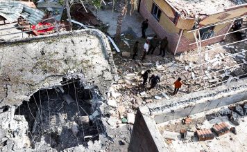 Irán: El ataque de EEUU contra una boda debe investigarse como “crimen de guerra” Destrucción tras ataque estadounidense en Sirik, Irán