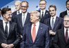 Rusia: Occidente recurre a sanciones e injerencias en su desesperación por el poder Donald Trump y varios líderes europeos durante una cumbre de la OTAN.