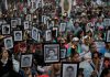 México revela nuevas pistas en el caso de Ayotzinapa Familiares de normalistas desaparecidos realizan marcha nacional
