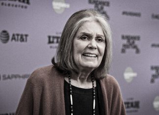 Muere Gloria Steinem, ícono histórico del feminismo Gloria Steinem, periodista y activista feminista estadounidense, durante un evento.