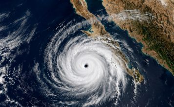 Huracán Marie alcanza categoría 2 y amenaza con lluvias intensas en México Imagen satelital del huracán Marie categoría 2 con ojo definido