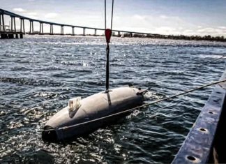 Irán inicia ingeniería inversa de avanzado dron submarino estadounidense Dron submarino estadounidense capturado por Irán en el estrecho de Ormuz