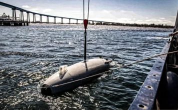 Irán inicia ingeniería inversa de avanzado dron submarino estadounidense Dron submarino estadounidense capturado por Irán en el estrecho de Ormuz