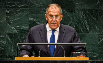 Rusia acusa a Occidente de ayudar a Ucrania en ataques contra civiles Serguéi Lavrov, canciller de Rusia en la Asamblea General de la ONU, septiembre 2026