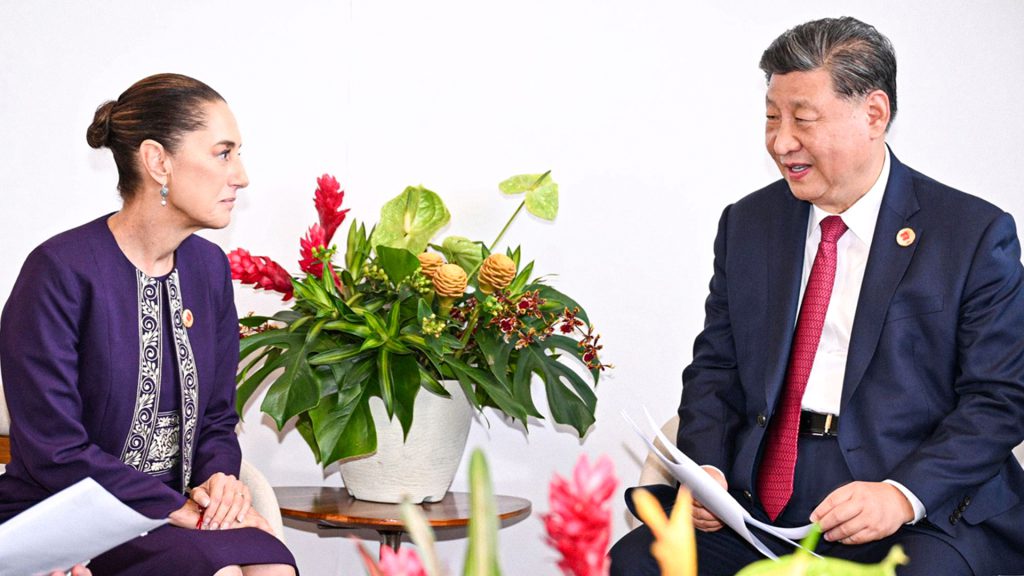 Autoridades de México y China durante un encuentro oficial.