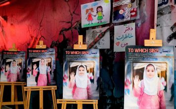 Irán apertura año escolar con homenaje a las víctimas de la escuela de Minab Recorrido fotográfico en homenaje a las decenas de víctimas de la agresión de Estados Unidos contra la escuela de Minab, en Irán.