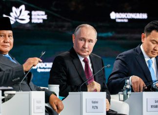Rusia gira hacia Asia: Putin impulsa al Lejano Oriente como nuevo eje estratégico Vladímir Putin durante el Foro Económico Oriental en Vladivostok.