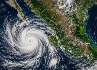 Tormenta tropical Marie amenaza a México Imagen satelital de la tormenta tropical Marie frente a México.
