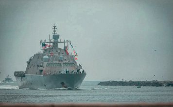 Estados Unidos despliega buque de guerra cerca de México Buque de combate litoral USS St. Louis de la Armada estadounidense navega cerca de la costa.
