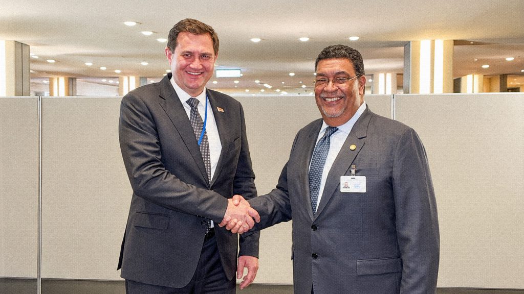 Representantes de Nicaragua y Belarús durante un encuentro bilateral en Nueva York por la Asamblea General de la ONU.