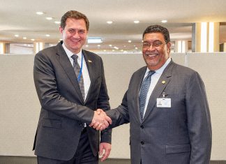Nicaragua apuesta a nuevas rutas cooperación desde la Asamblea General de la ONU Representantes de Nicaragua y Belarús durante un encuentro bilateral en Nueva York por la Asamblea General de la ONU.