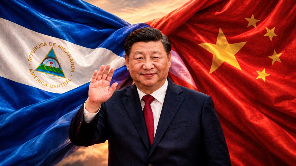Xi Jinping junto a las banderas de China y Nicaragua