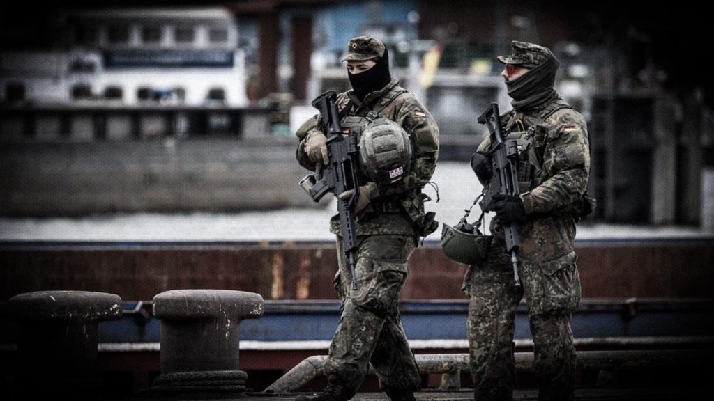 Militares de Alemania en Puerto de Hamburgo