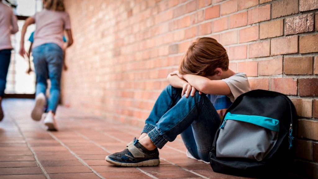 Imagen representativa de un estudiante en una escuela de Reino Unido