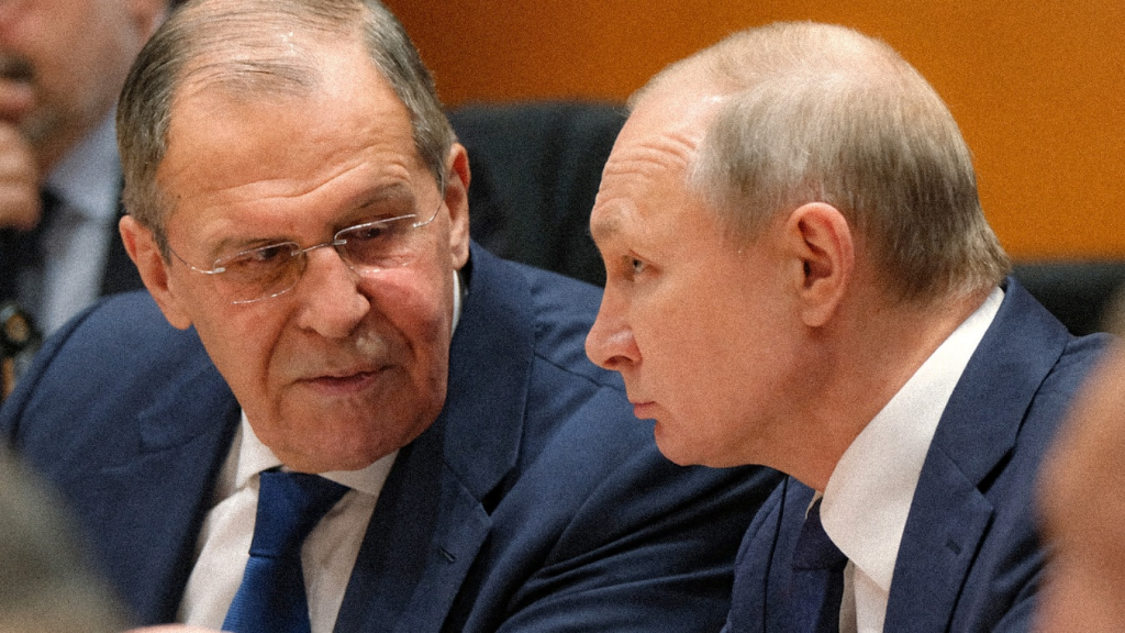 El canciller de Rusia, Serguéi Lavrov y el presidente Vladímir Putin