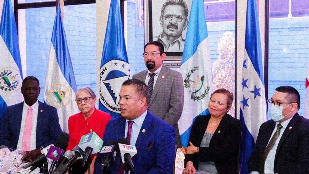 Parlamento Centroamericano junto a miembros de la Bancada de Nicaragua