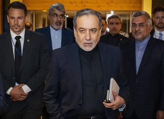 Irán mantiene abierto el diálogo con Estados Unidos Abbas Araghchi durante una reunión diplomática en Suiza.