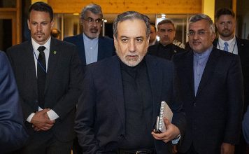 Irán mantiene abierto el diálogo con Estados Unidos Abbas Araghchi durante una reunión diplomática en Suiza.