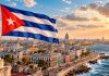 La firme respuesta de Cuba a Estados Unidos Bandera de Cuba ondeando sobre La Habana en una imagen ilustrativa generada con inteligencia artificial, relacionada con las tensiones entre Cuba y Estados Unidos.