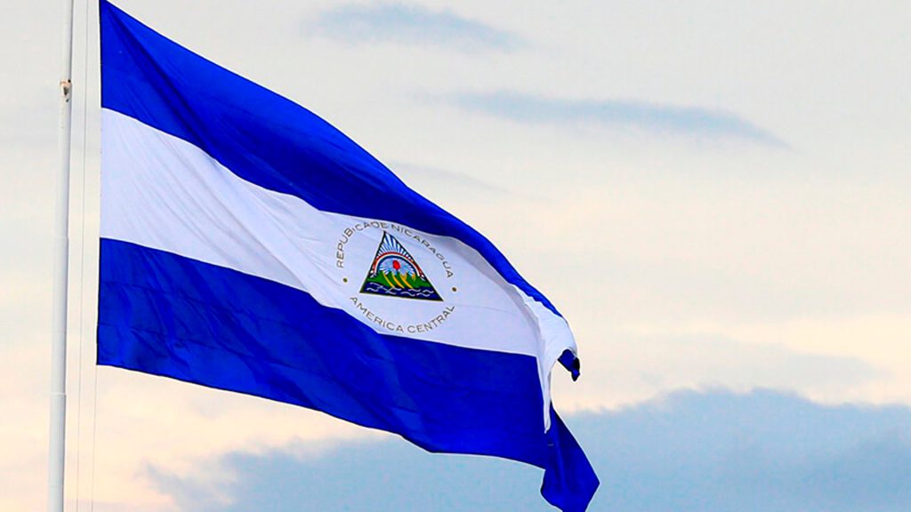 Bandera de la República de Nicaragua.