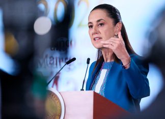 Claudia Sheinbaum: La derecha es una ideología que está contra el pueblo Claudia Sheinbaum durante una conferencia de prensa en México.