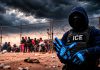 Guantes eléctricos que usará ICE provocan “dolor intenso” Imagen generada con IA de un agente de ICE con guantes eléctricos durante una detención.