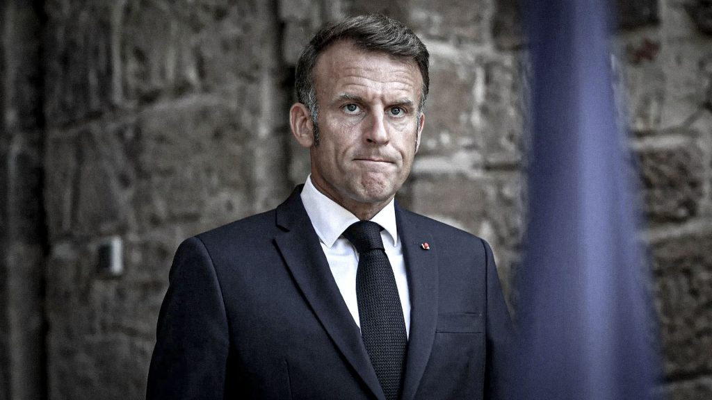 El gobierno de Emmanuel Macron enfrenta una crisis económica y social que ha desatado masivas protestas