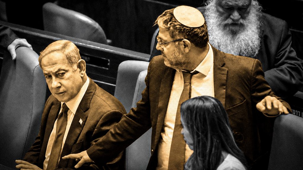 Composición de dos dirigentes políticos israelíes durante una sesión en el Parlamento de Israel, conocido como Knéset.