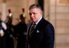 Eslovaquia rechaza financiar a Ucrania y cuestiona préstamos millonarios de la UE Robert Fico, primer ministro de Eslovaquia, durante un acto oficial.