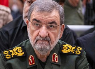 Irán rechaza entregar su uranio enriquecido a Estados Unidos El secretario del Consejo Supremo de Seguridad Nacional de Irán, Mohsen Rezaei