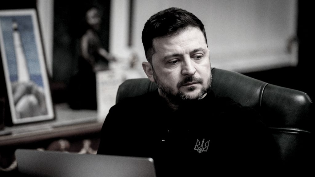 Volodímir Zelenski en una fotografía de archivo relacionada con las tensiones por el uso de Starlink en Ucrania.